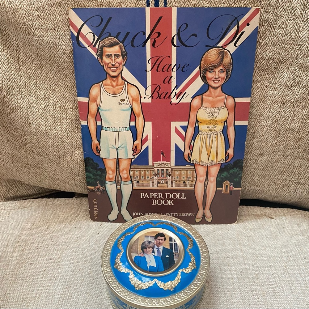 CHARLES & DIANA Tin with BONUS Paper Doll Book